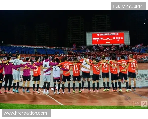 成都网球队的蜕变之旅：从传统到现代的城市联赛新篇章