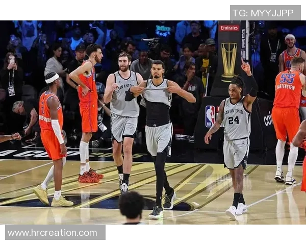 雷霆与马刺常规赛对决精彩回顾及赛季展望分析